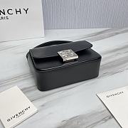 	 Givenchy Black 4G Small shoulder bag - 16*12*6cm - 2