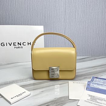 	 Givenchy Yellow 4G Small shoulder bag - 16*12*6cm