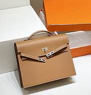 Hermes Kelly Depeche 34 Briefcase In Brown Calfskin - 3