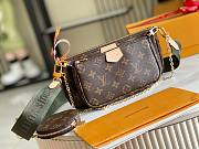 Multi Pochette Accessoires Monogram Green Strap M44823 - 5
