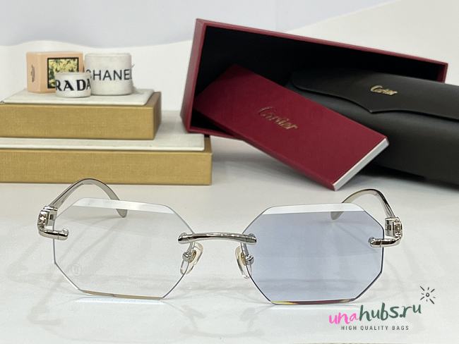 Cartier 2 Colored Glasses 02 - 1