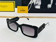 Fendi Fendigraphy Beige acetate sunglasses - 5