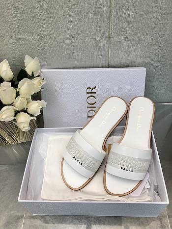 Dior Dway White Slides