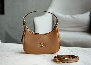 Miumiu Leather hobo bag caramel color - 27x12x9cm