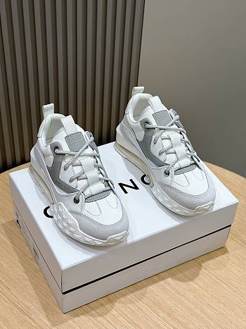 Givenchy Sneakers 02