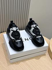 Givenchy Sneakers 02 - 2