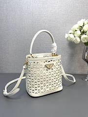 	 Prada Panier Leather Mini Bag Cut off Motif White - 18×17×10.5 CM - 6