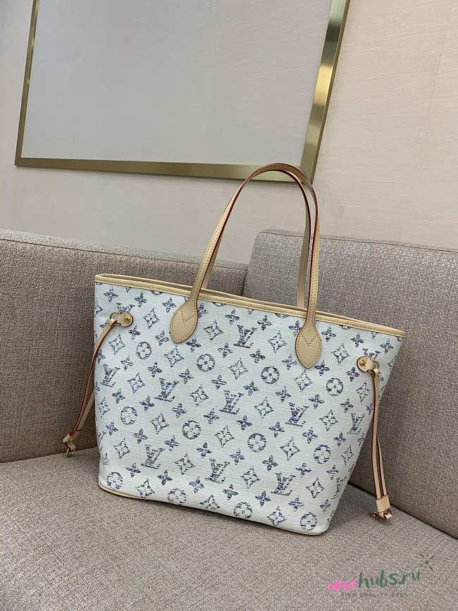 Louis Vuitton Neverfull MM Bag - 32cm - 1