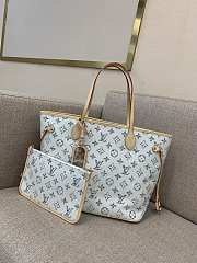 Louis Vuitton Neverfull MM Bag - 32cm - 4