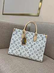 Louis Vuitton Onthego MM Bag  - 3