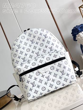 Louis Vuitton Monogram Shadow Discovery Backpack In White - 29 x 38 x 20