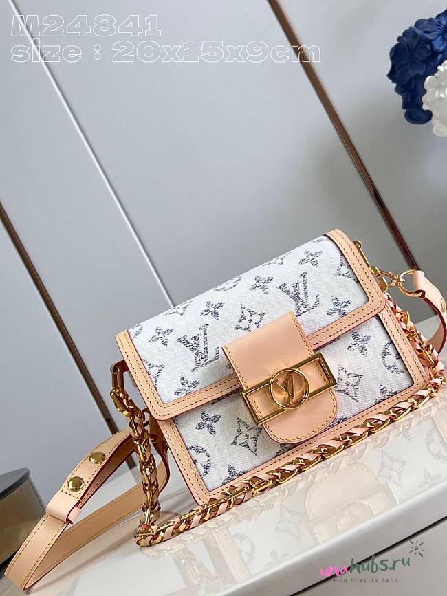 Louis Vuitton Dauphine White Bag - 20 x 15 x 9cm - 1