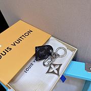 	 Louis Vuitton Key Holder Pink Black - 6