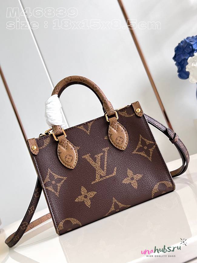 Louis Vuitton OnTheGo BB Monogram Reverse - 18*15*8.5cm - 1