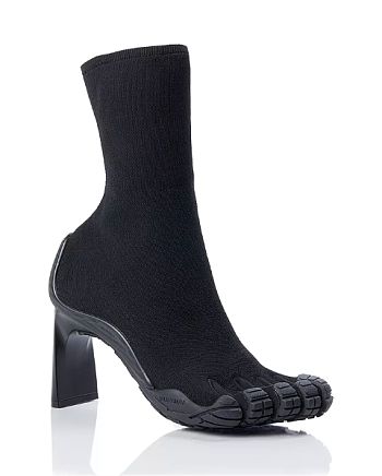 Balenciaga Split-toe Pull-on Booties In Black