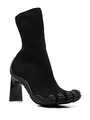 Balenciaga Split-toe Pull-on Booties In Black - 2