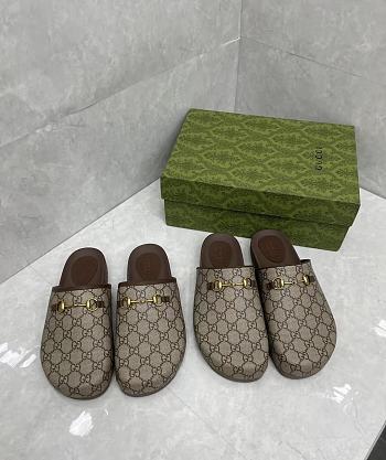 GUCCI GG SUPREME HORSEBIT SLIPPER