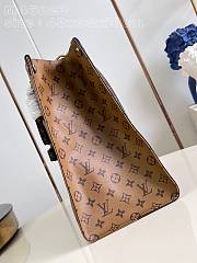 Louis Vuitton OnTheGo Voyage GM Giant Monogram Canvas - 43 x 33 x 18.5 cm - 5