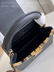 Louis Vuitton Capucines Black Gold Harrdware Bag - 21*14*8cm - 5