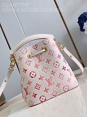 Louis Vuitton Neonoe Monoogram Multicolor -   20*20*13cm - 5