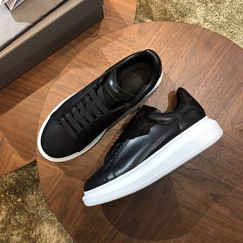 ALEXANDER MQUEEN platform Trainers in black smooth leather 