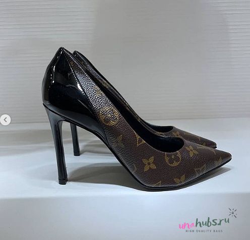 Louis Vuitton Monogram Brown Leather Heels EU40 - 1