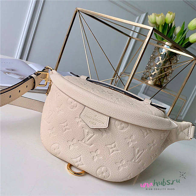 Louis Vuitton White Bum Bag - 37*14*13cm - 1