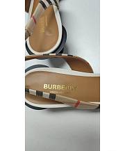 Burberry Checked Pattern Slingback Heels - 6