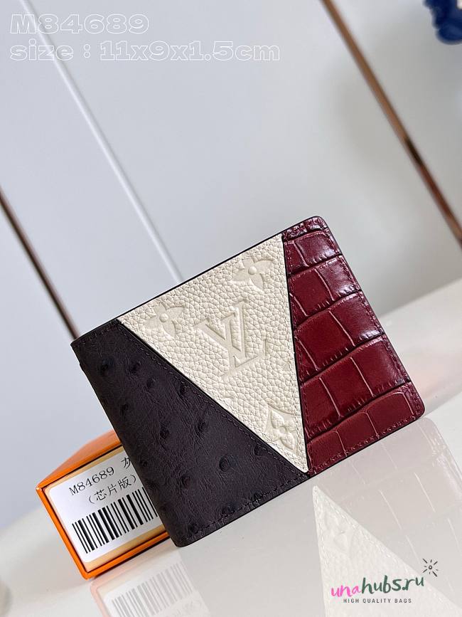 Louis Vuitton Multiple Wallet Taurillon Monogram - 11x9x15cm - 1