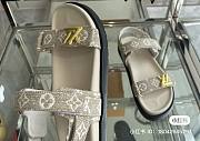 louis Vuitton Twist Logo Beige Sandals  - 4