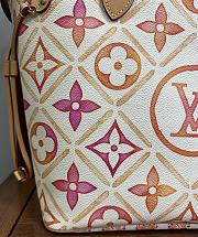 Louis Vuitton Neverfull MM Monogram Tiles Canvas Coral - 31x28x14cm - 2