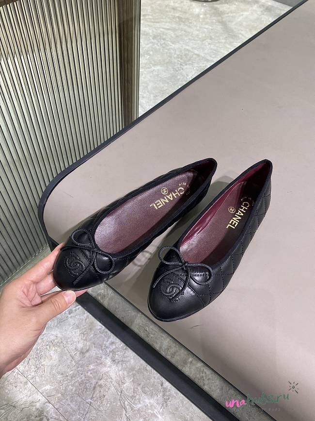 	 Chanel Ballet Flat Black Aged Calfskin - 1