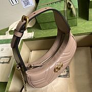 	 Gucci GG Marmont half moon shaped dust pink leather bag - 21.5x11x5cm - 4