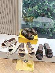 FENDI SUNSHINE Natural raffia flatform slides - 1