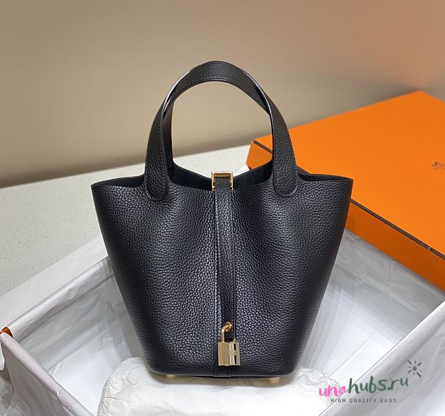 Hermes Picotin Lock 22 Black Tote  Clemence Palladium Gold  - 1