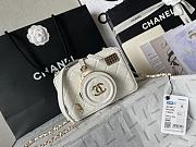 Chanel Camera White Bag - 11.5x16x6cm - 3