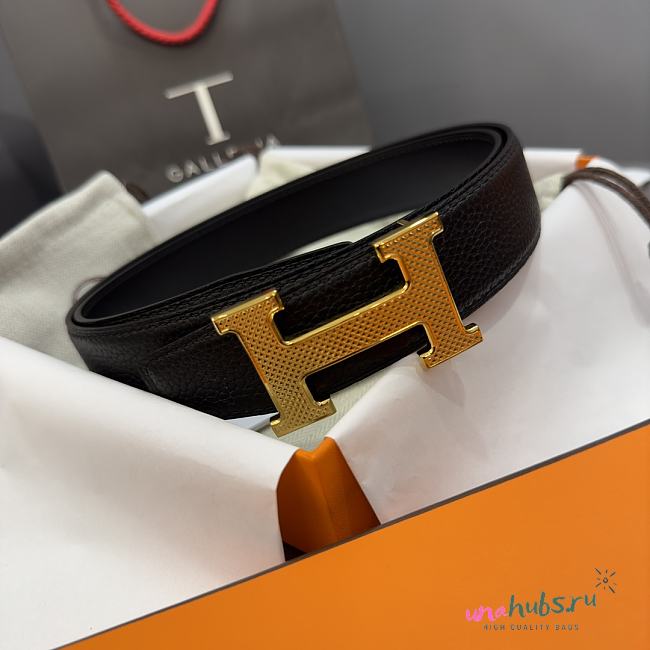 	 HERMES Box Togo 32mm Gold Buckle H Belt - 1