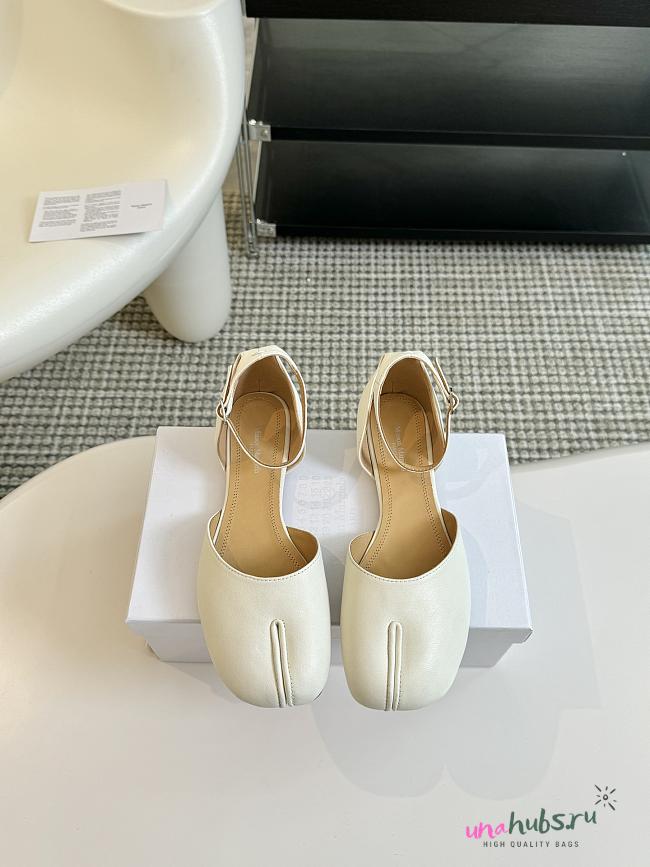 	 Maison Margiela tabi toe block heel sandals white - 1