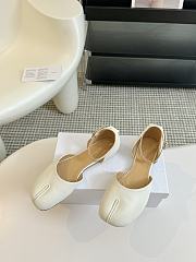 	 Maison Margiela tabi toe block heel sandals white - 4