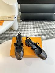 Louis Vuitton Monogram Brown Leather Pumps - 4