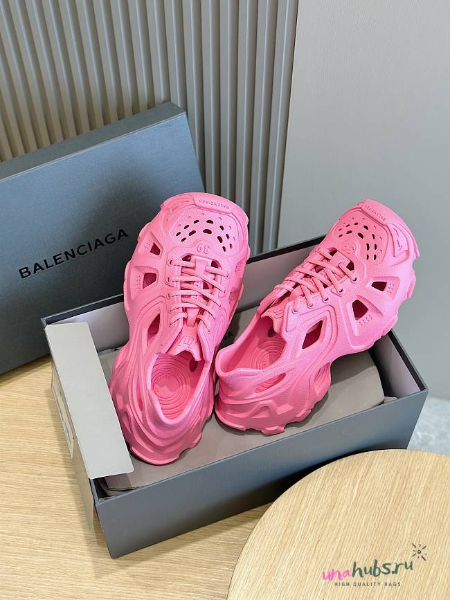 	 Balenciaga Hd Lace Mule in Pink  - 1