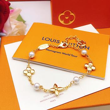 Louis Vuitton Gold Pearl Bracelet