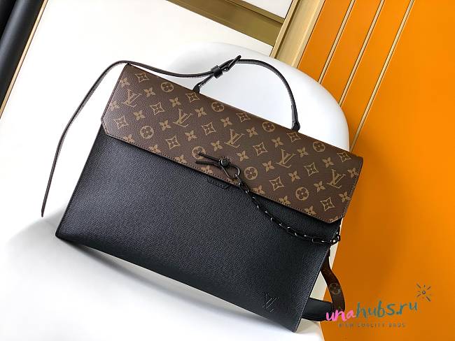 Louis Vuitton Robusto Briefcase Bag - 40.0 x 34.0 x 10.0  - 1