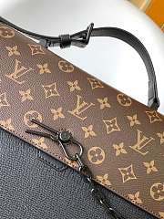 Louis Vuitton Robusto Briefcase Bag - 40.0 x 34.0 x 10.0  - 6