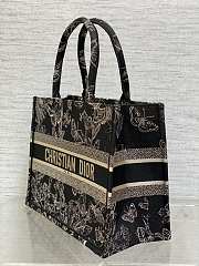 Dior Medium Book Tote Black Butterflies Embroidery - 6