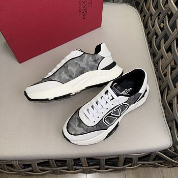 Valentino Sneakers