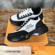 Louis Vuitton Sneakers 02 - 4