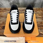 Louis Vuitton Sneakers 02 - 3