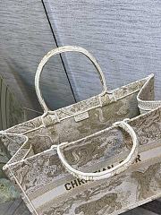 	 Dior Book Tote Large Ivory And Gold Toile De Jouy Embroidery - 4