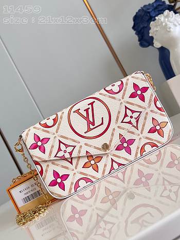 	 Louis Vuitton Félicie Pochette Red - 21 x 12 x 3 cm